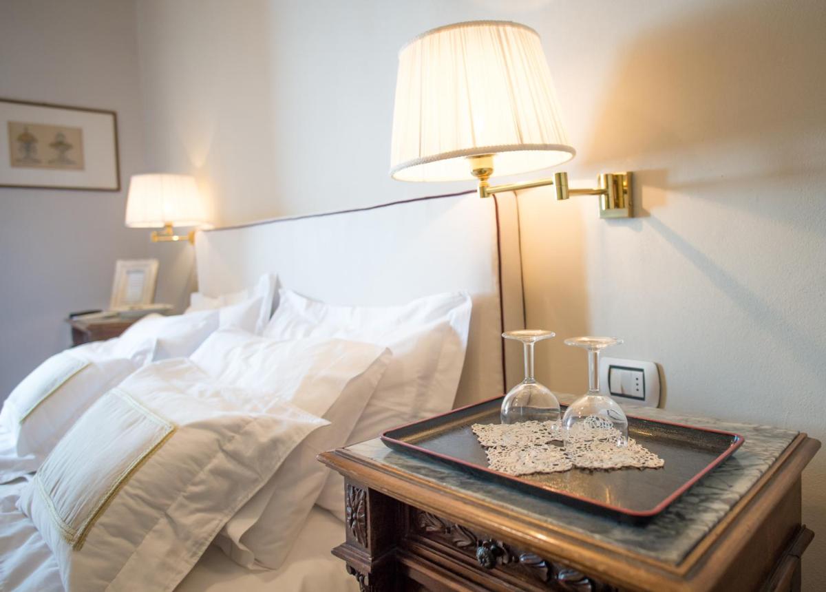 Castello Di Mornico Losana