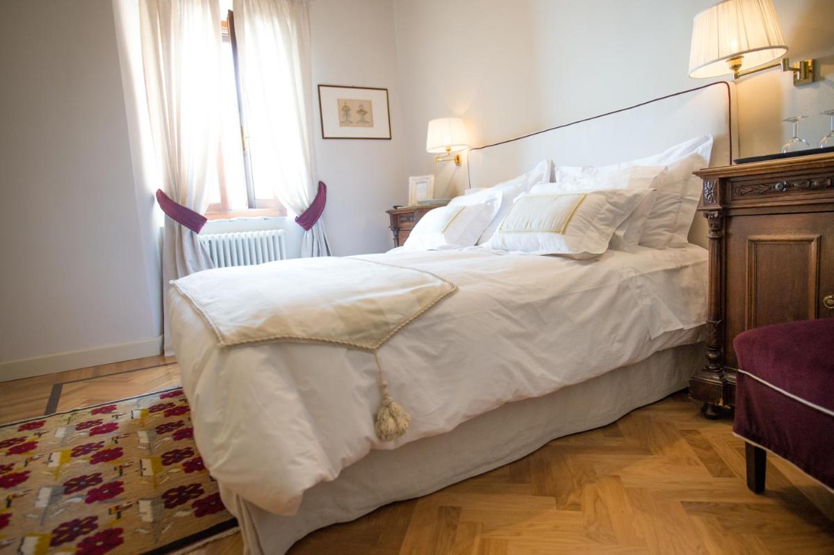 Castello Di Mornico Losana