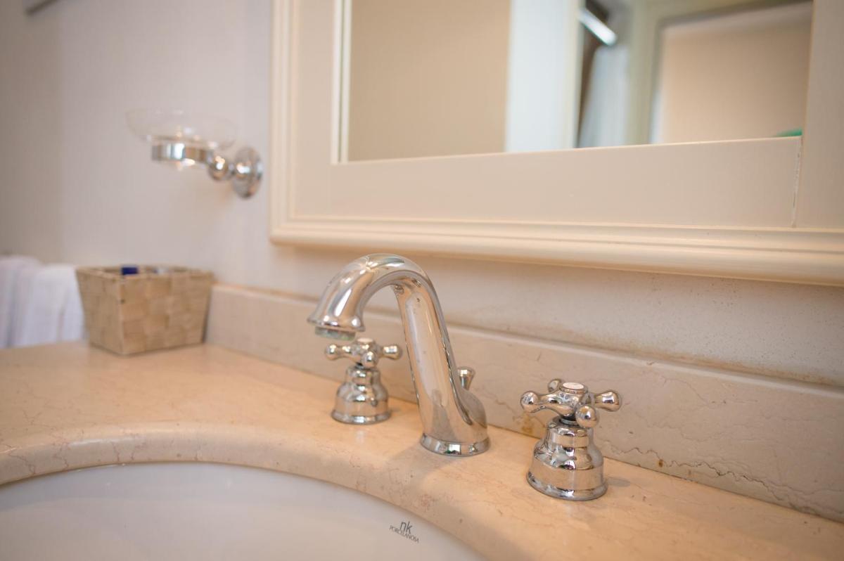 Castello Di Mornico Losana