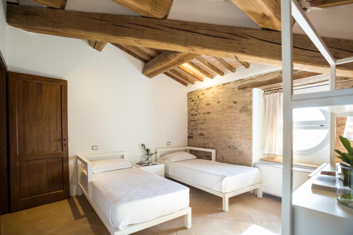 CASTELLO DI RAMAZZANO - Tenute Aliani