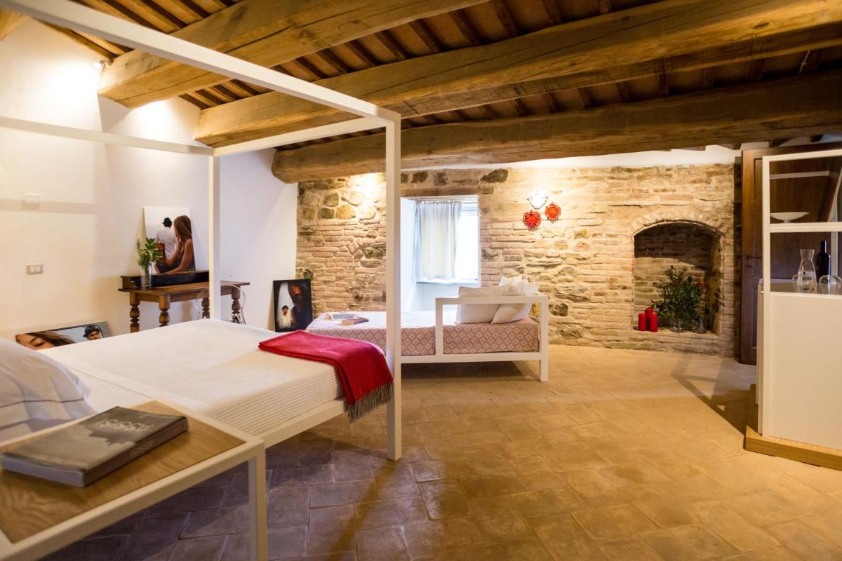 CASTELLO DI RAMAZZANO - Tenute Aliani