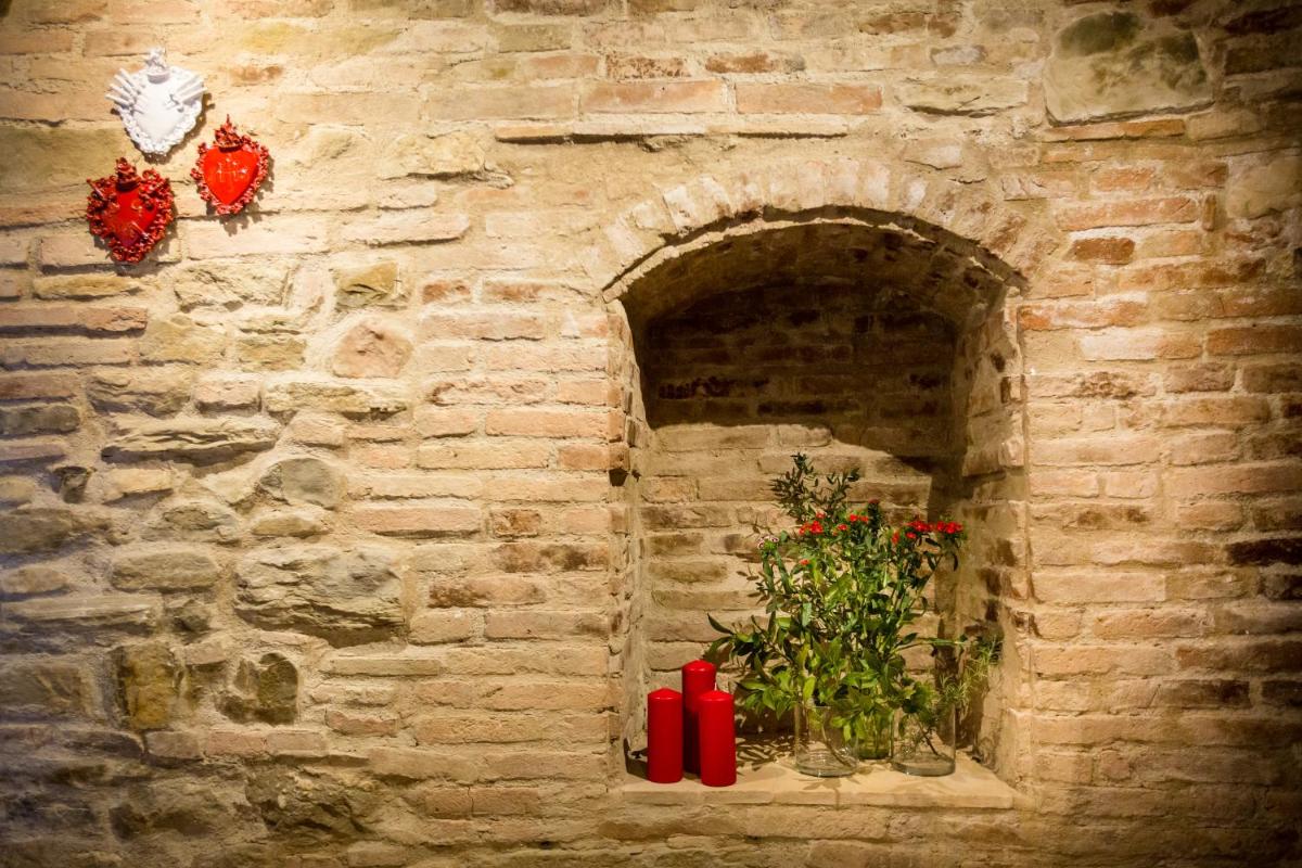 CASTELLO DI RAMAZZANO - Tenute Aliani