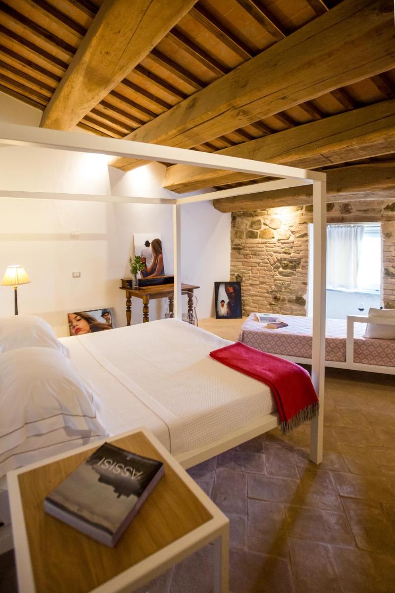 CASTELLO DI RAMAZZANO - Tenute Aliani