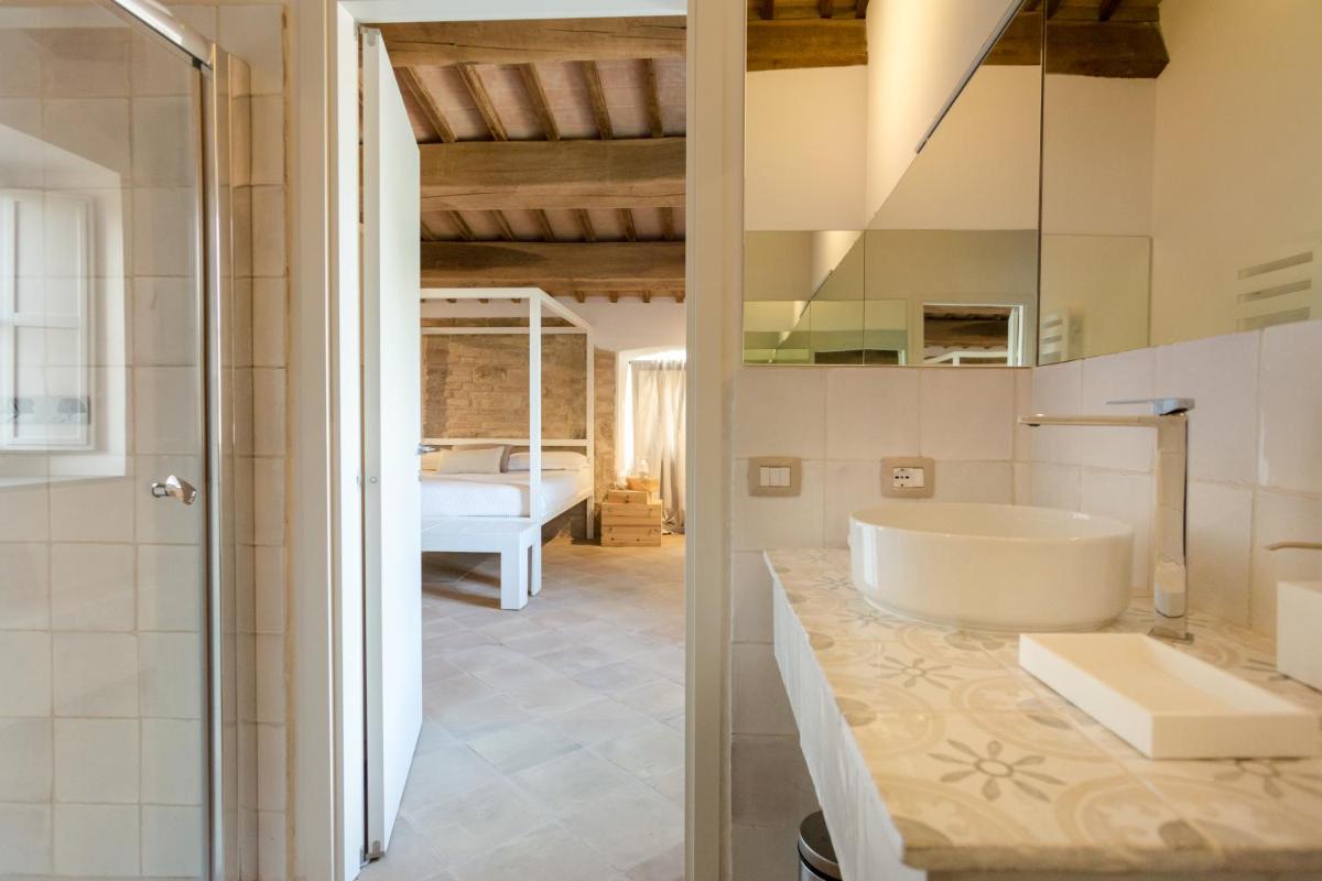 CASTELLO DI RAMAZZANO - Tenute Aliani