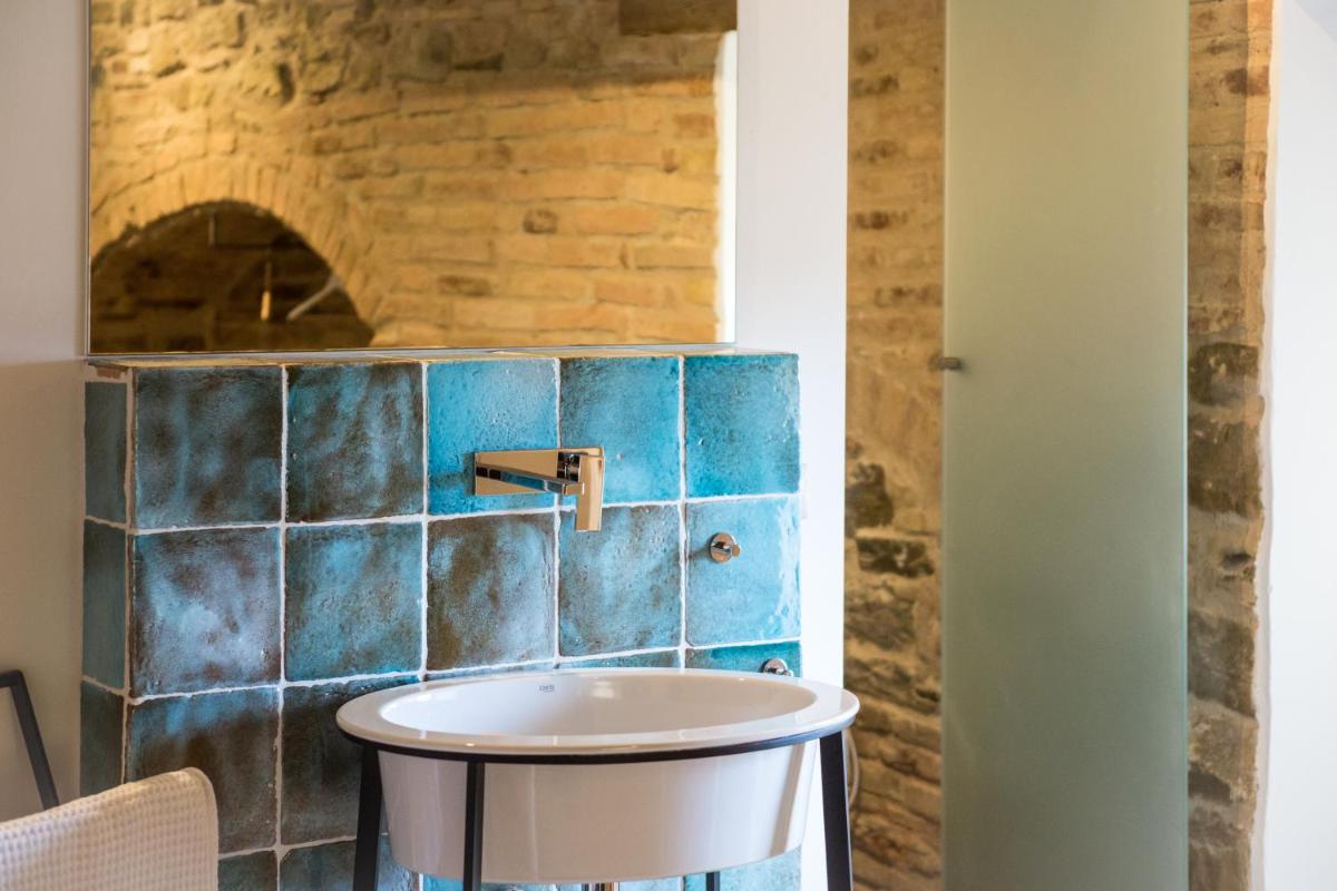 CASTELLO DI RAMAZZANO - Tenute Aliani