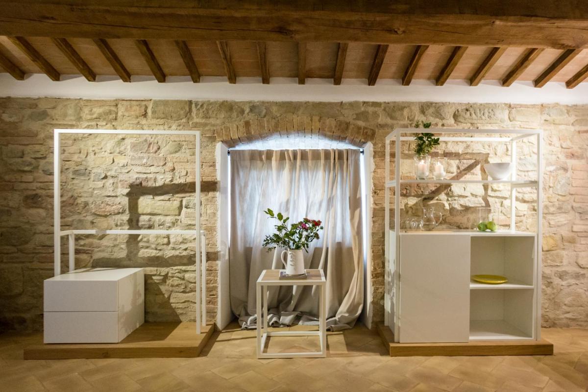 CASTELLO DI RAMAZZANO - Tenute Aliani