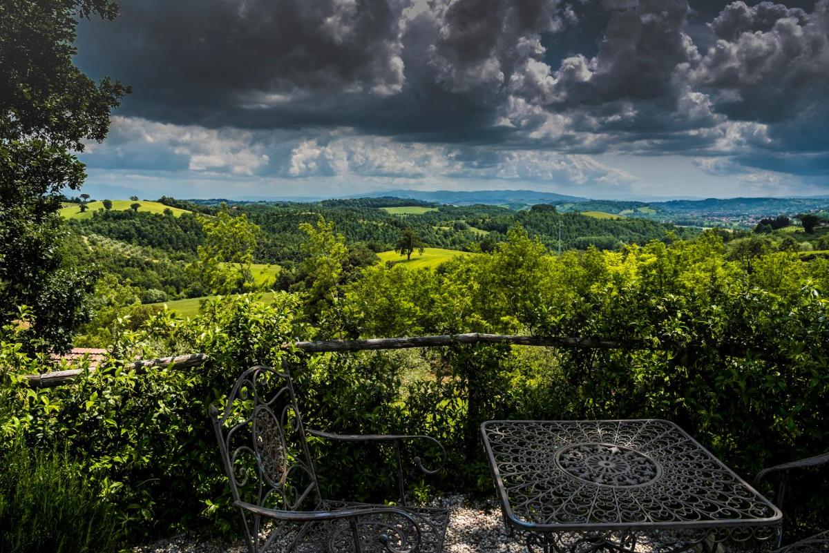 CASTELLO DI RAMAZZANO - Tenute Aliani