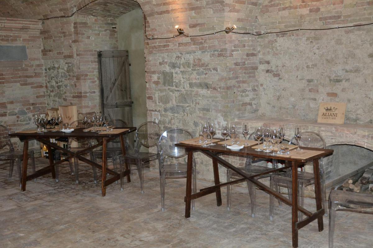 CASTELLO DI RAMAZZANO - Tenute Aliani