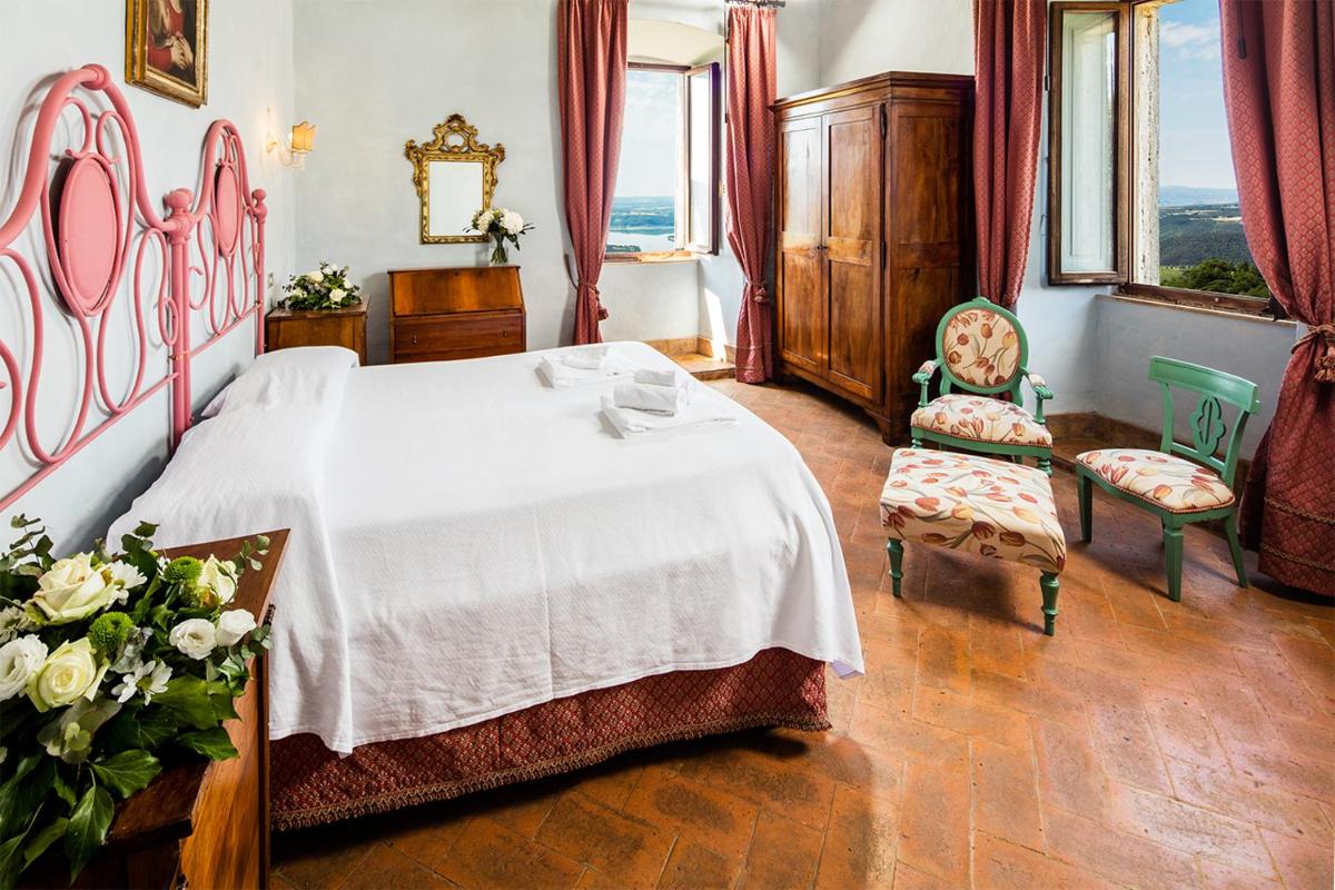 Castello di Titignano