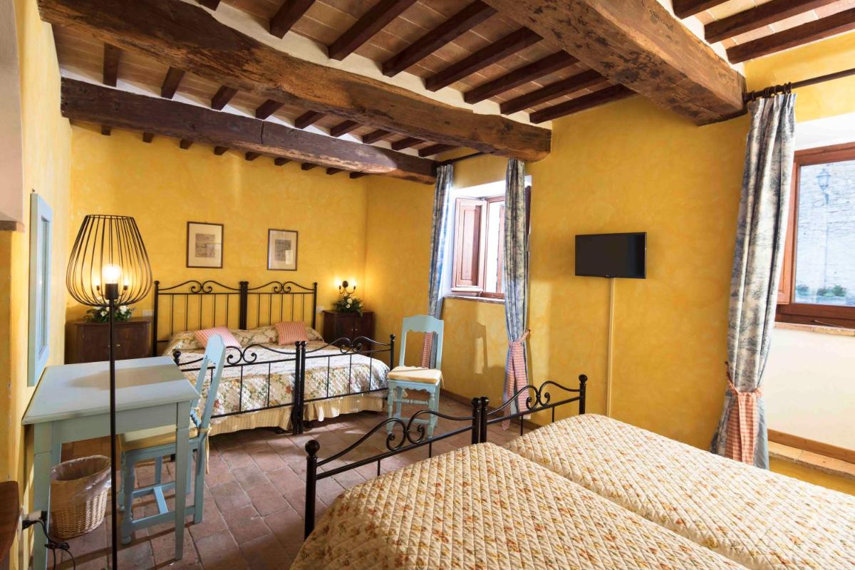 Castello di Titignano