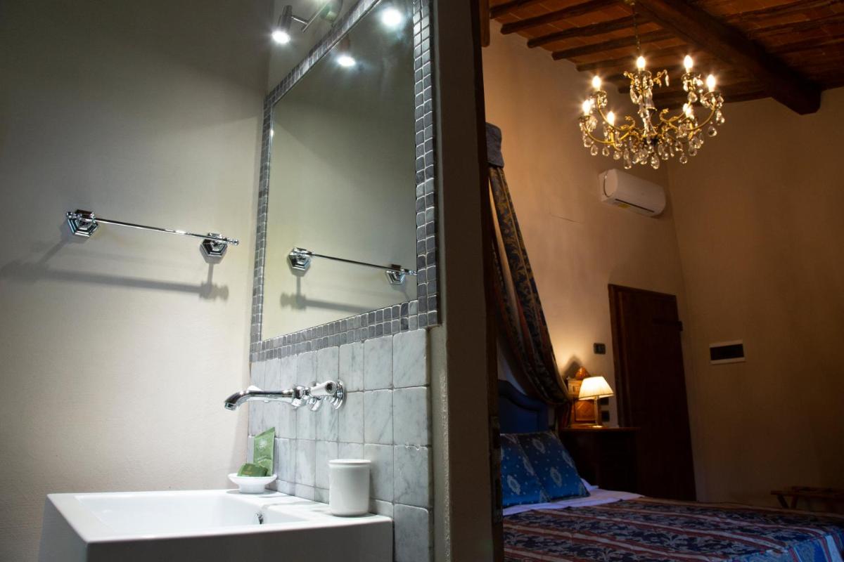 Castello Di Tornano Wine Relais