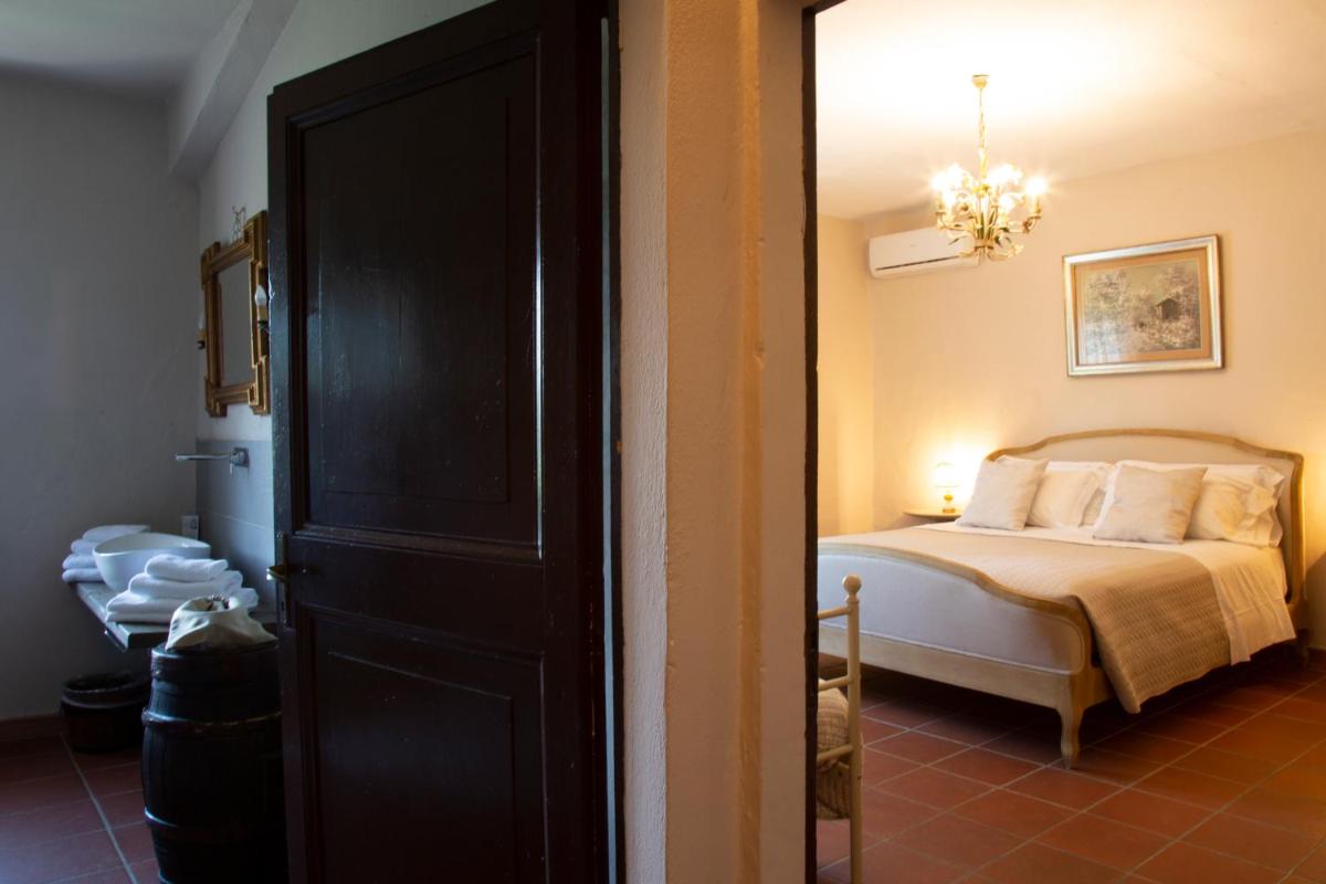 Castello Di Tornano Wine Relais