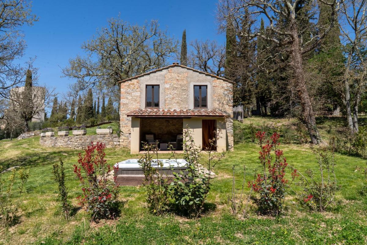 Castello Di Tornano Wine Relais