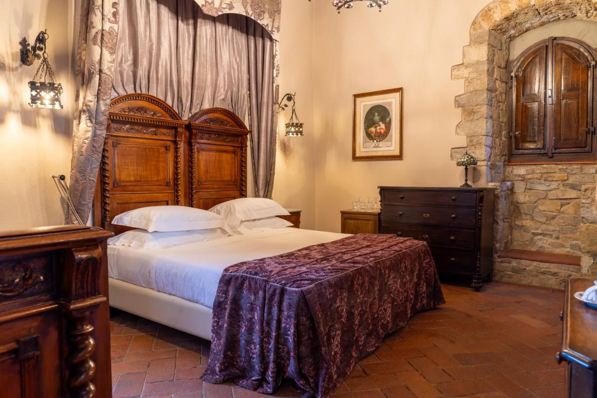 Castello Di Tornano Wine Relais
