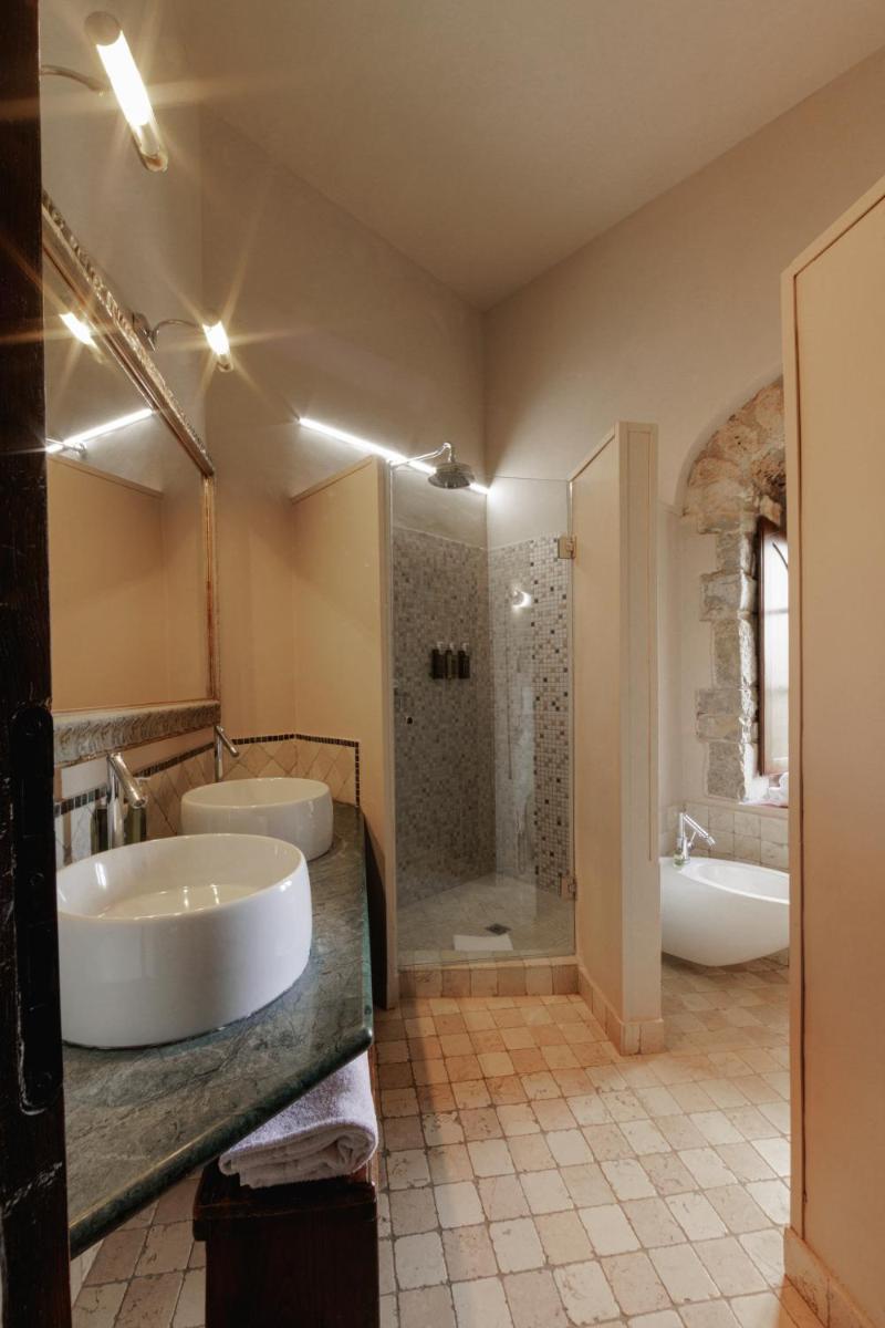 Castello Di Tornano Wine Relais