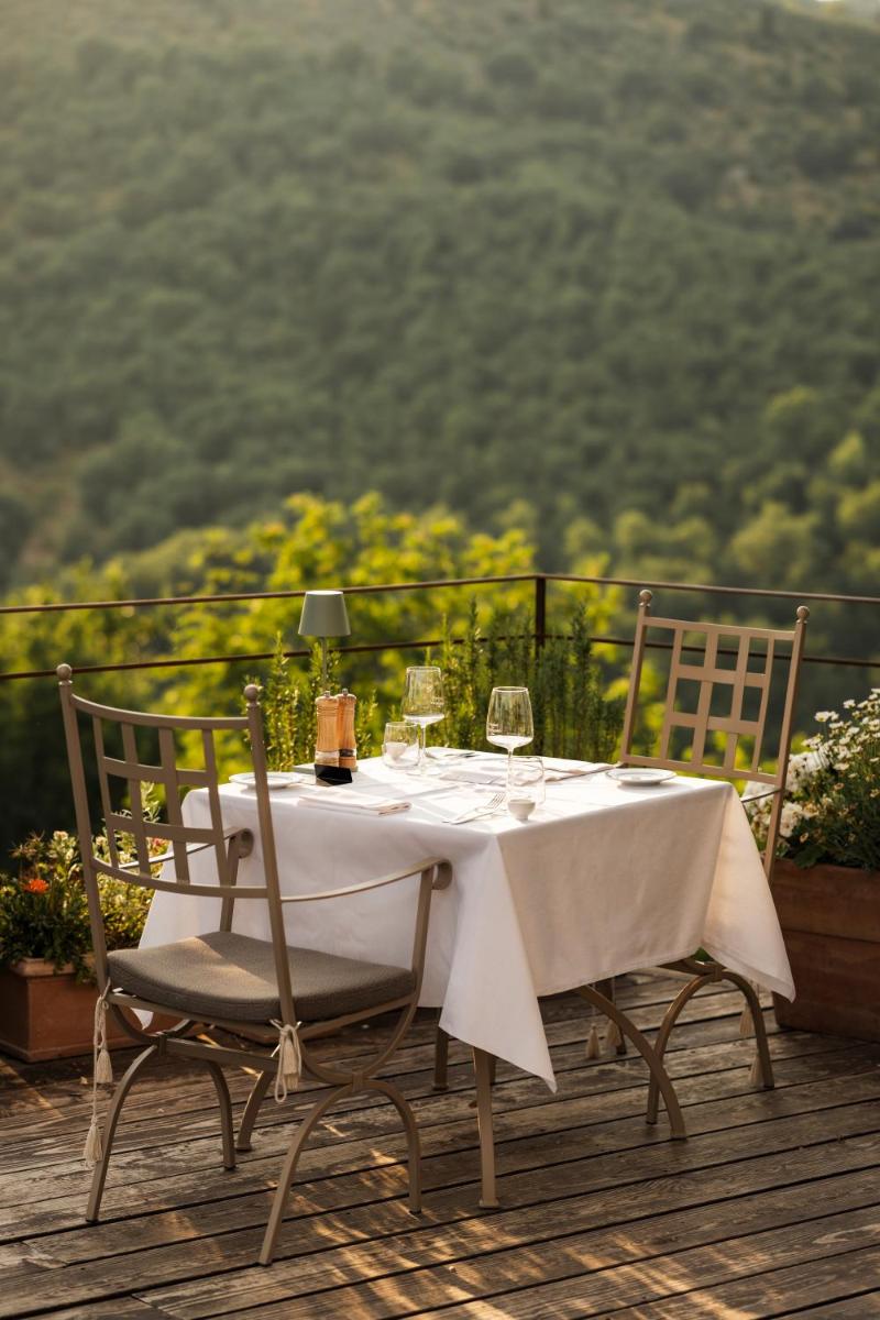 Castello Di Tornano Wine Relais