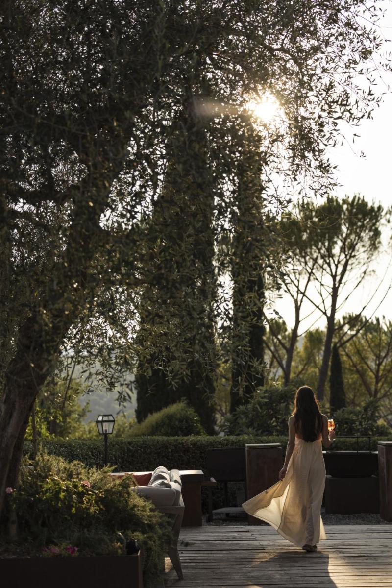 Castello Di Tornano Wine Relais