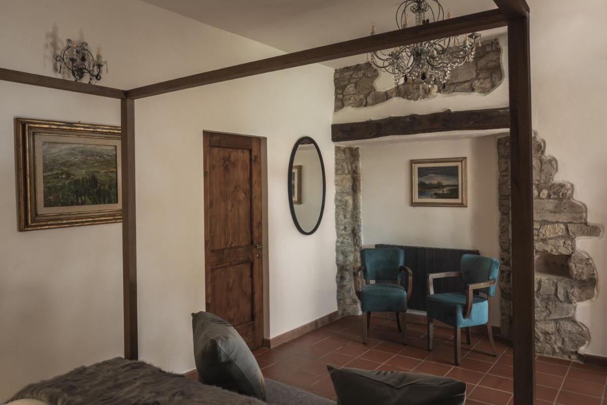Castello Di Tornano Wine Relais