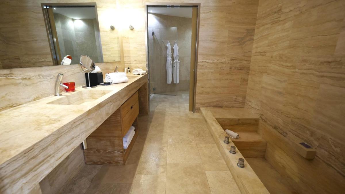 Castello di Velona Resort, Thermal SPA & Winery