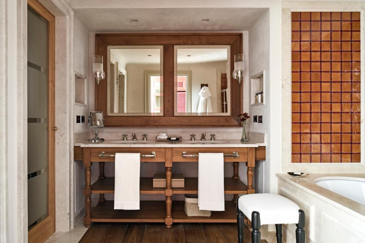 Castiglion del Bosco, A Rosewood Hotel