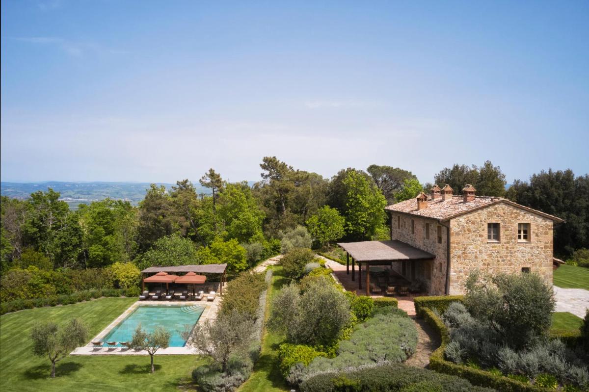Castiglion del Bosco, A Rosewood Hotel