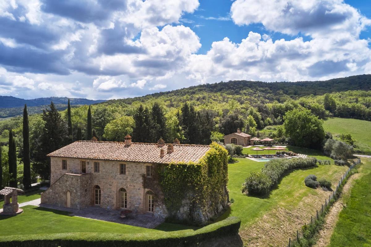 Castiglion del Bosco, A Rosewood Hotel