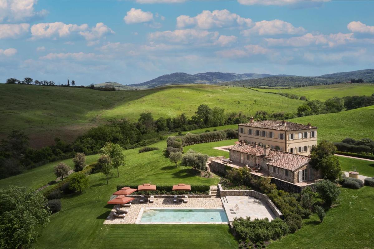 Castiglion del Bosco, A Rosewood Hotel