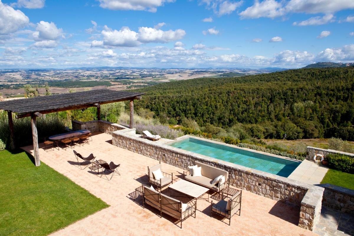 Castiglion del Bosco, A Rosewood Hotel