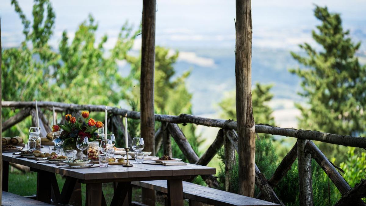 Castiglion del Bosco, A Rosewood Hotel