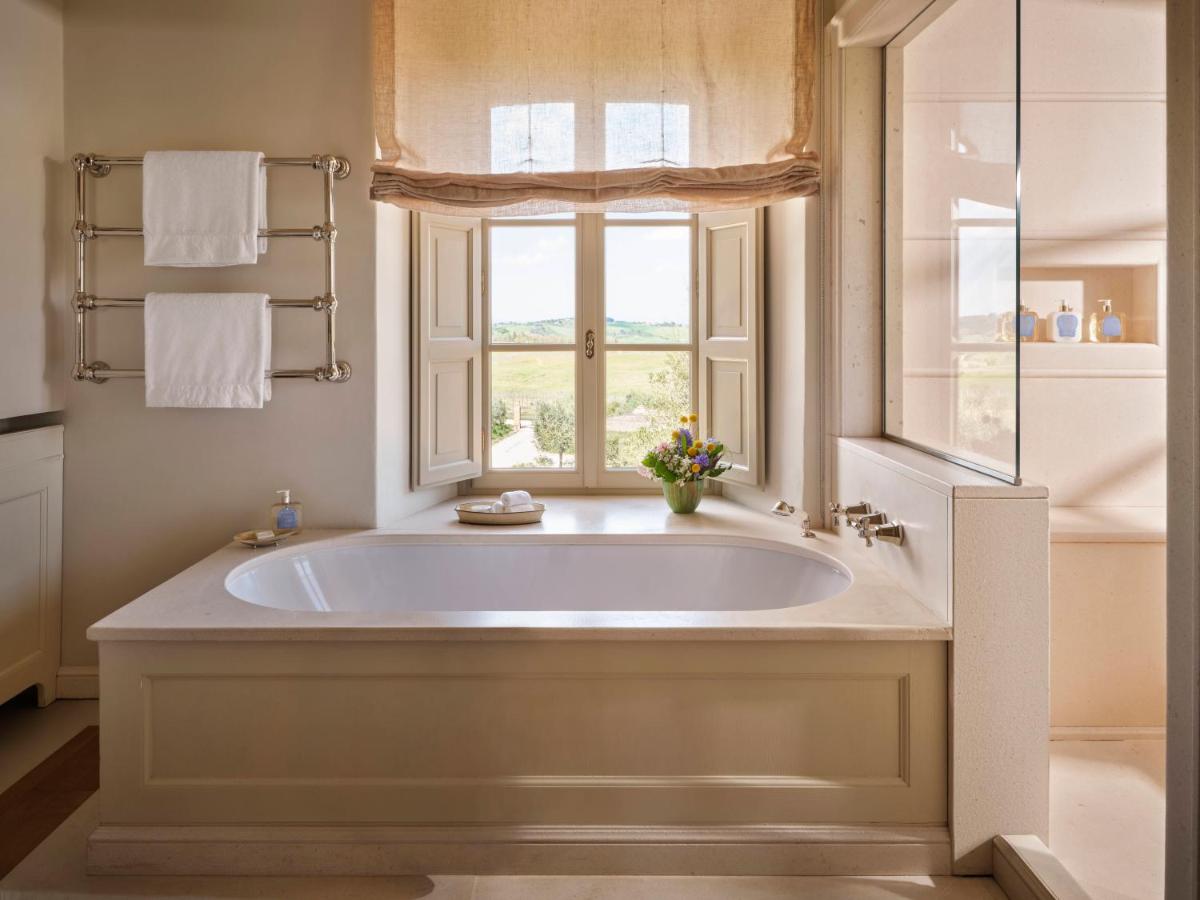 Castiglion del Bosco, A Rosewood Hotel