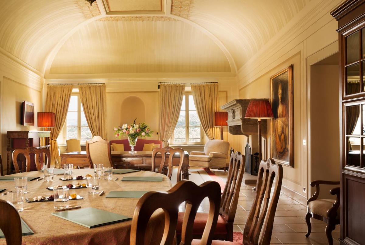 Castiglion del Bosco, A Rosewood Hotel