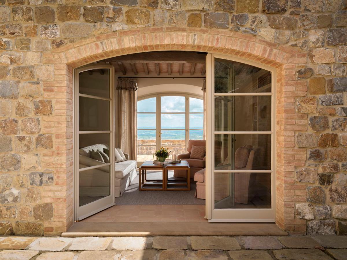Castiglion del Bosco, A Rosewood Hotel