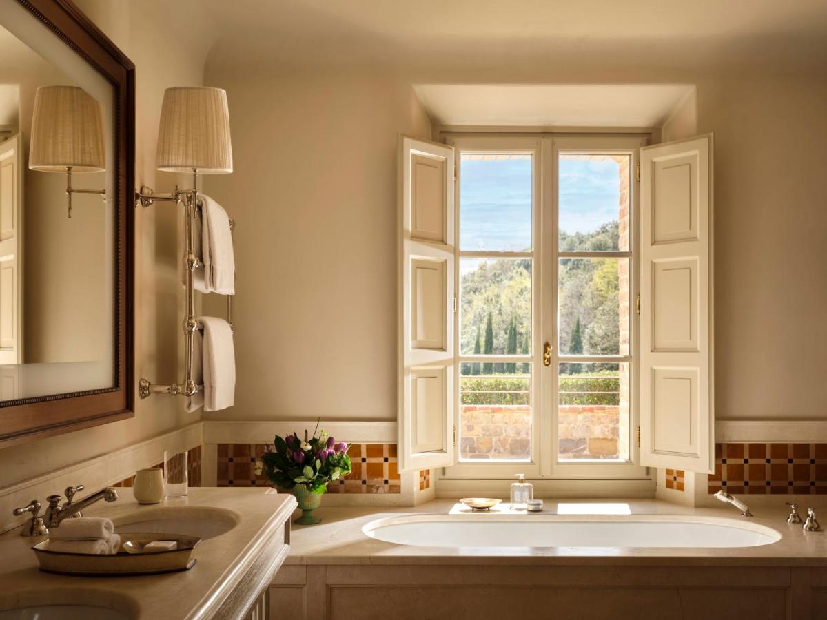 Castiglion del Bosco, A Rosewood Hotel