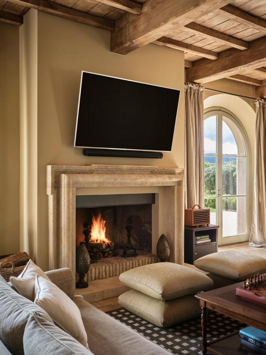 Castiglion del Bosco, A Rosewood Hotel
