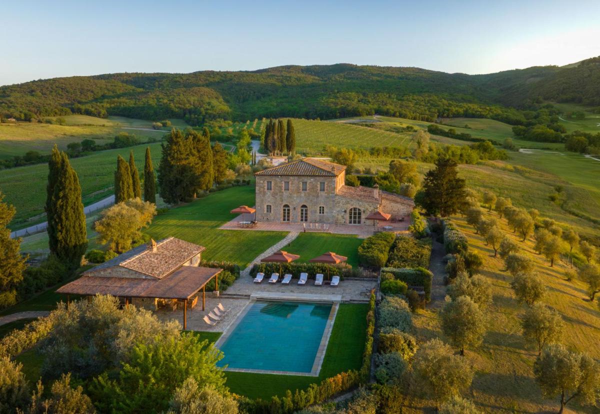 Castiglion del Bosco, A Rosewood Hotel