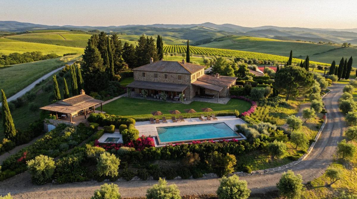 Castiglion del Bosco, A Rosewood Hotel