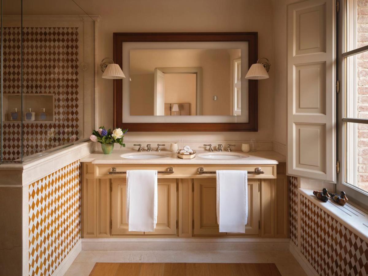 Castiglion del Bosco, A Rosewood Hotel