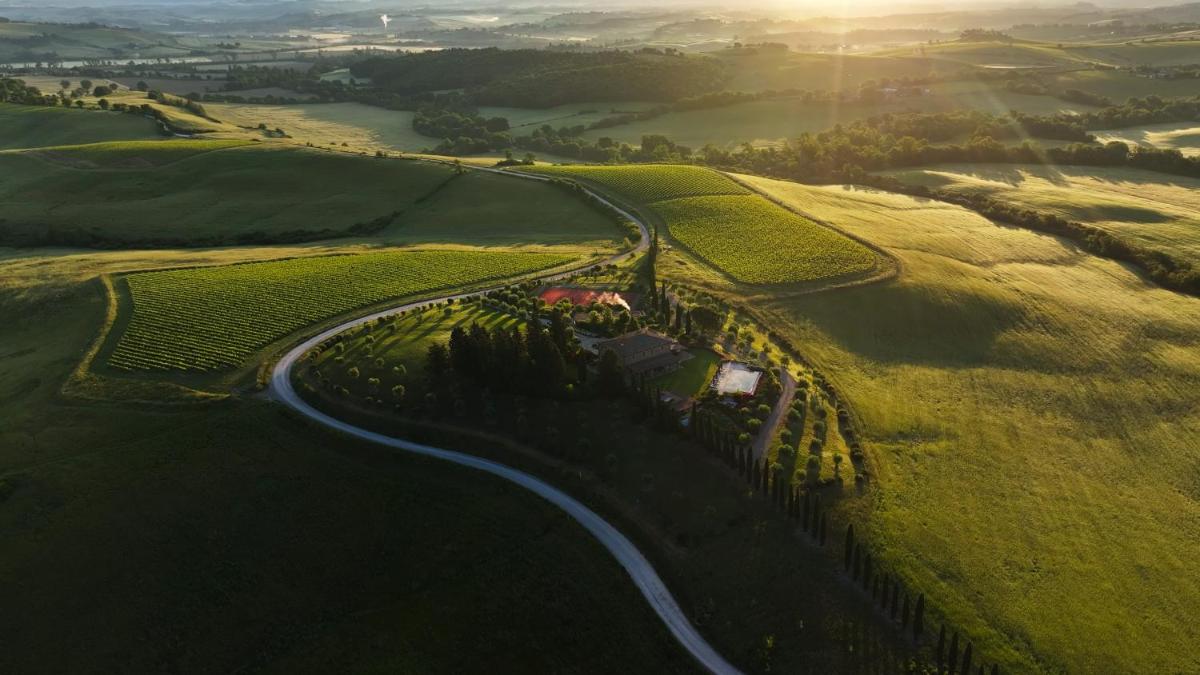 Castiglion del Bosco, A Rosewood Hotel