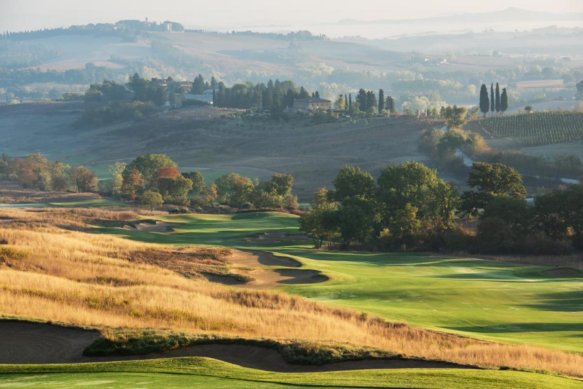 Castiglion del Bosco, A Rosewood Hotel
