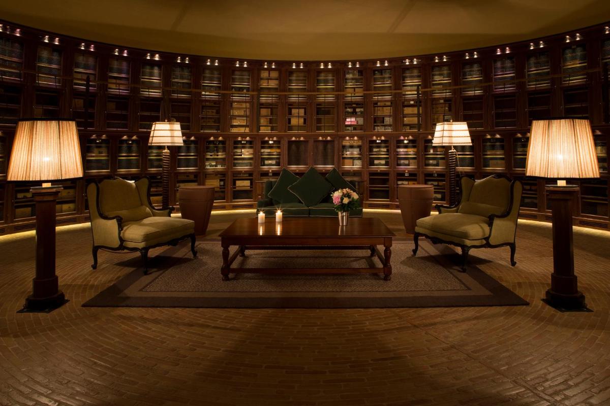 Castiglion del Bosco, A Rosewood Hotel