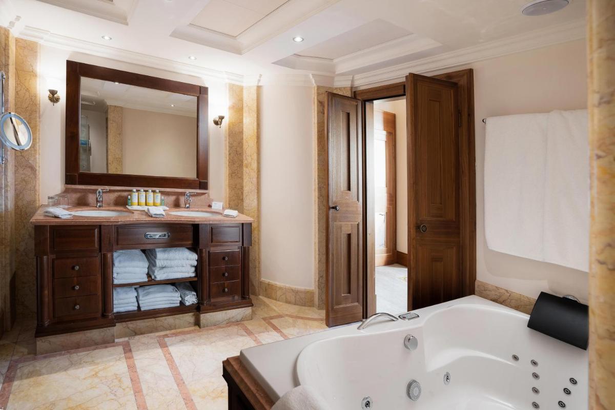 Castillo Hotel Son Vida-Adults Only, a Luxury Collection Hotel, Mallorca