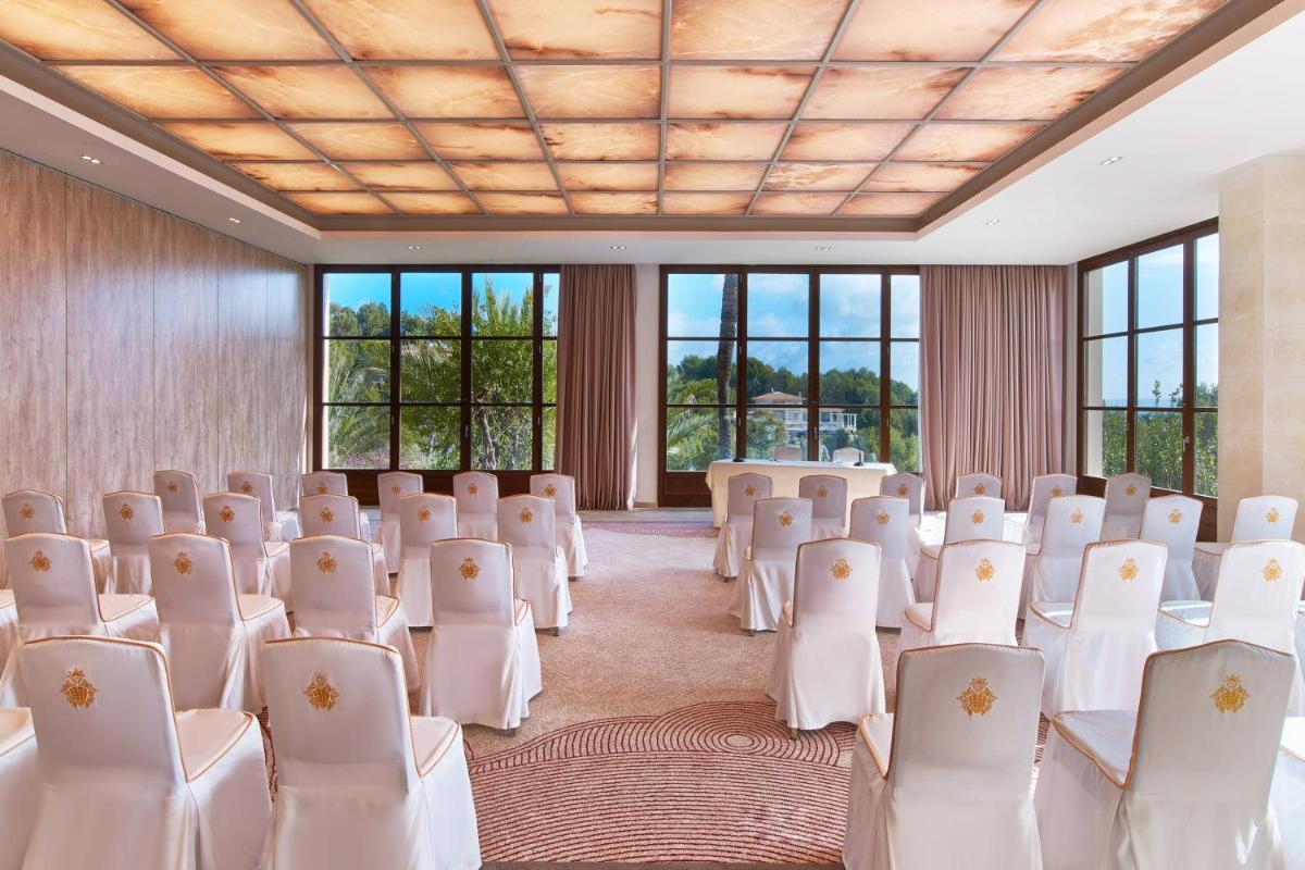 Castillo Hotel Son Vida-Adults Only, a Luxury Collection Hotel, Mallorca