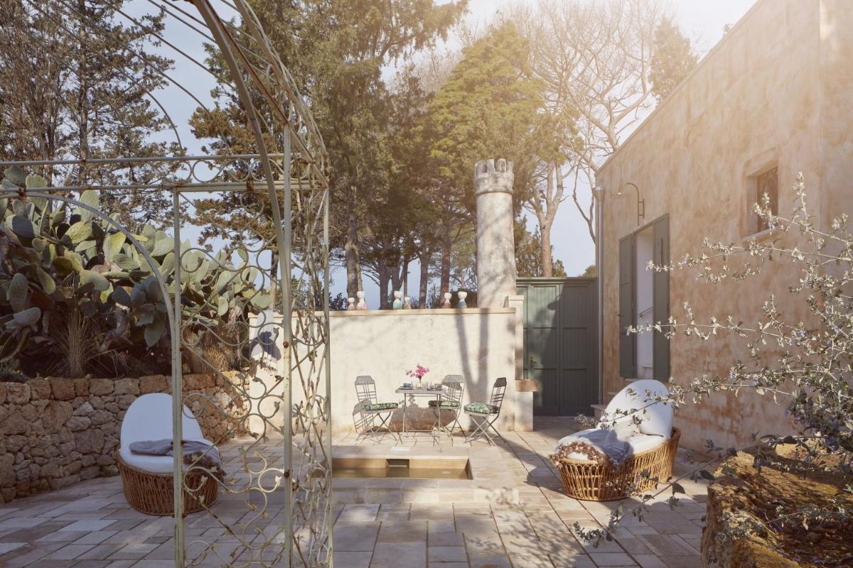 Castle Elvira - The Castle & The Cottage