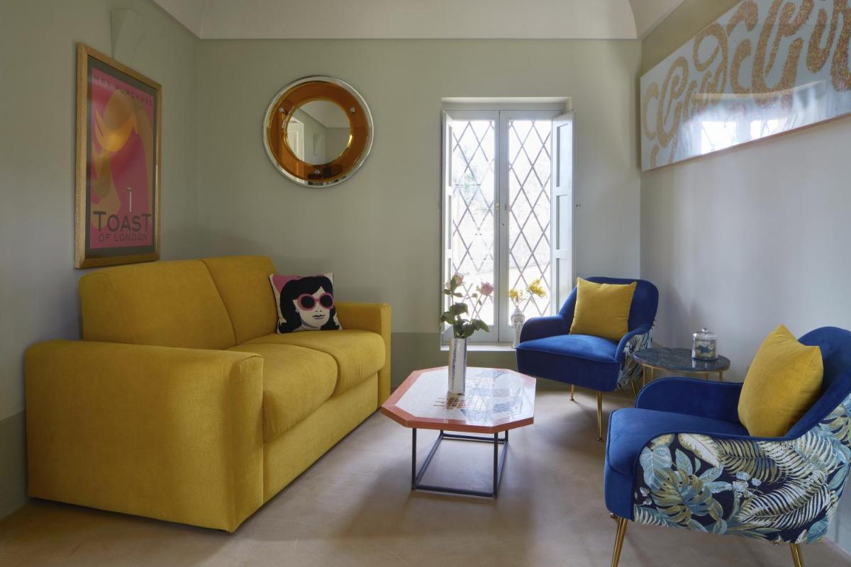 Castle Elvira - The Castle & The Cottage