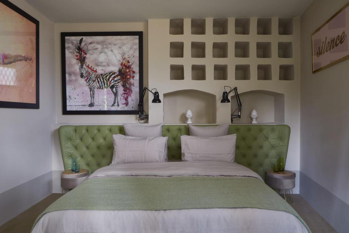 Castle Elvira - The Castle & The Cottage