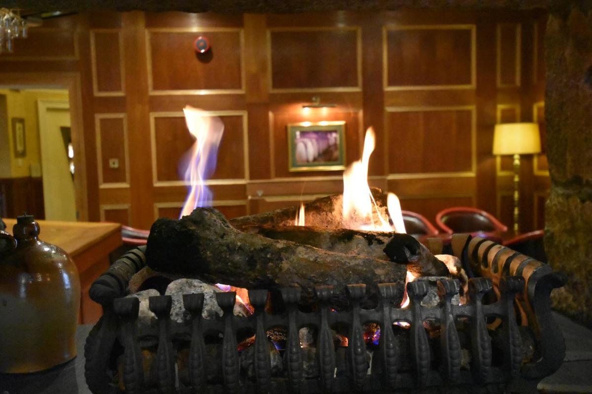 Castle Hotel