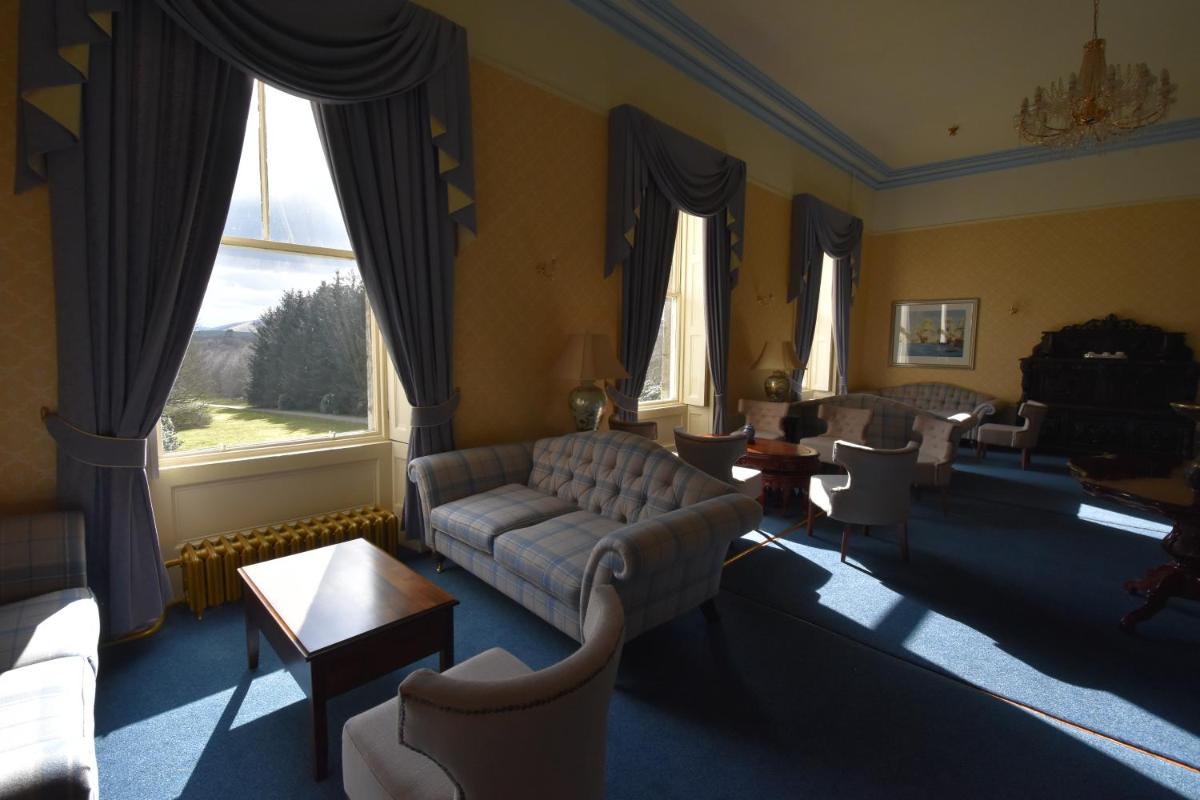 Castle Hotel