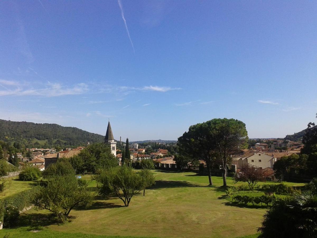Castrum di Serravalle
