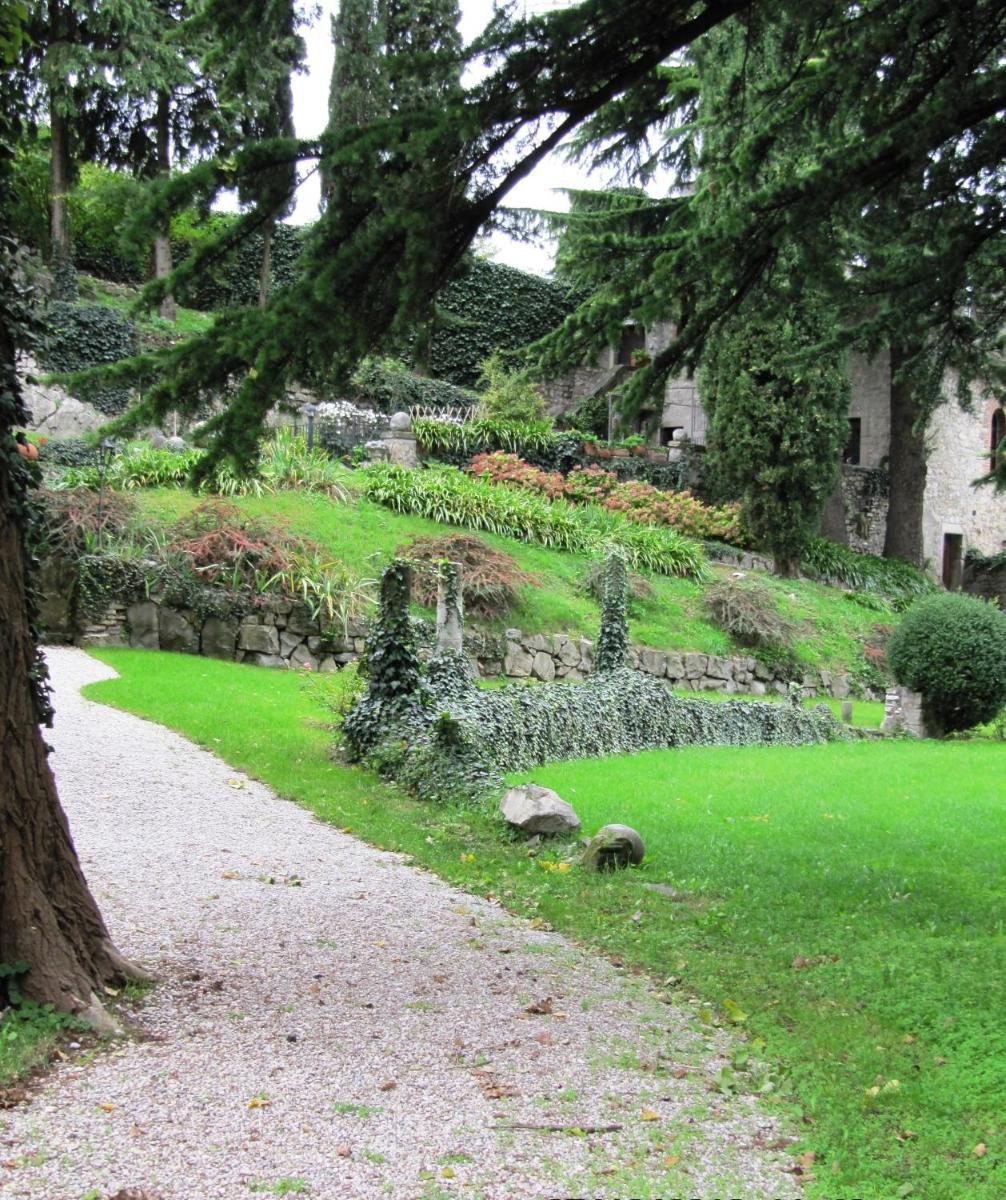 Castrum di Serravalle