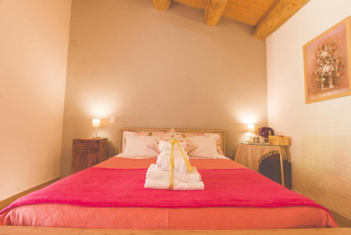 Cave Ox Rooms